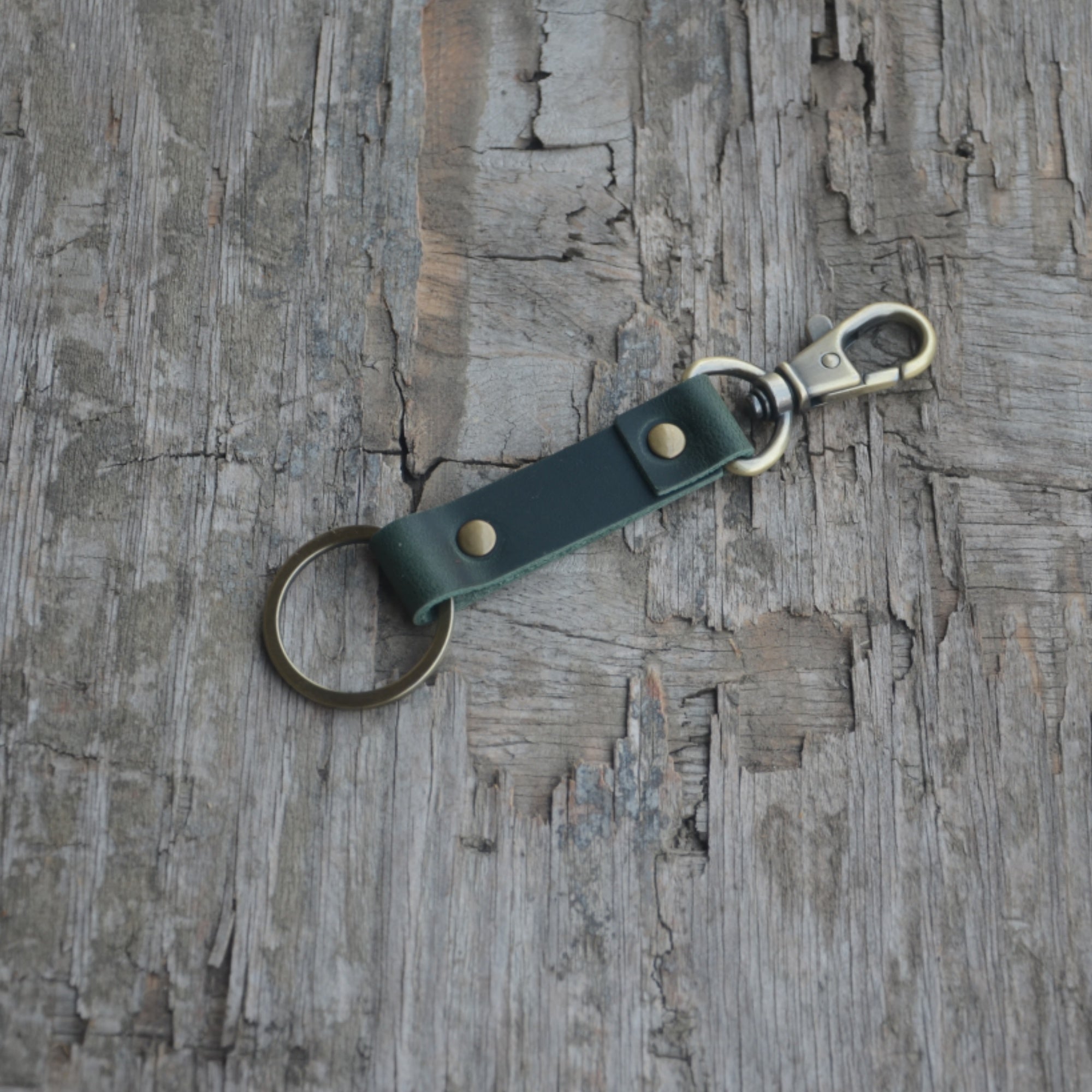 Leather key chain  leather keyring , leather key fob  key clip  Keychain Leather Men's Simple  ClipKeychain, car  Leather  for Gifts