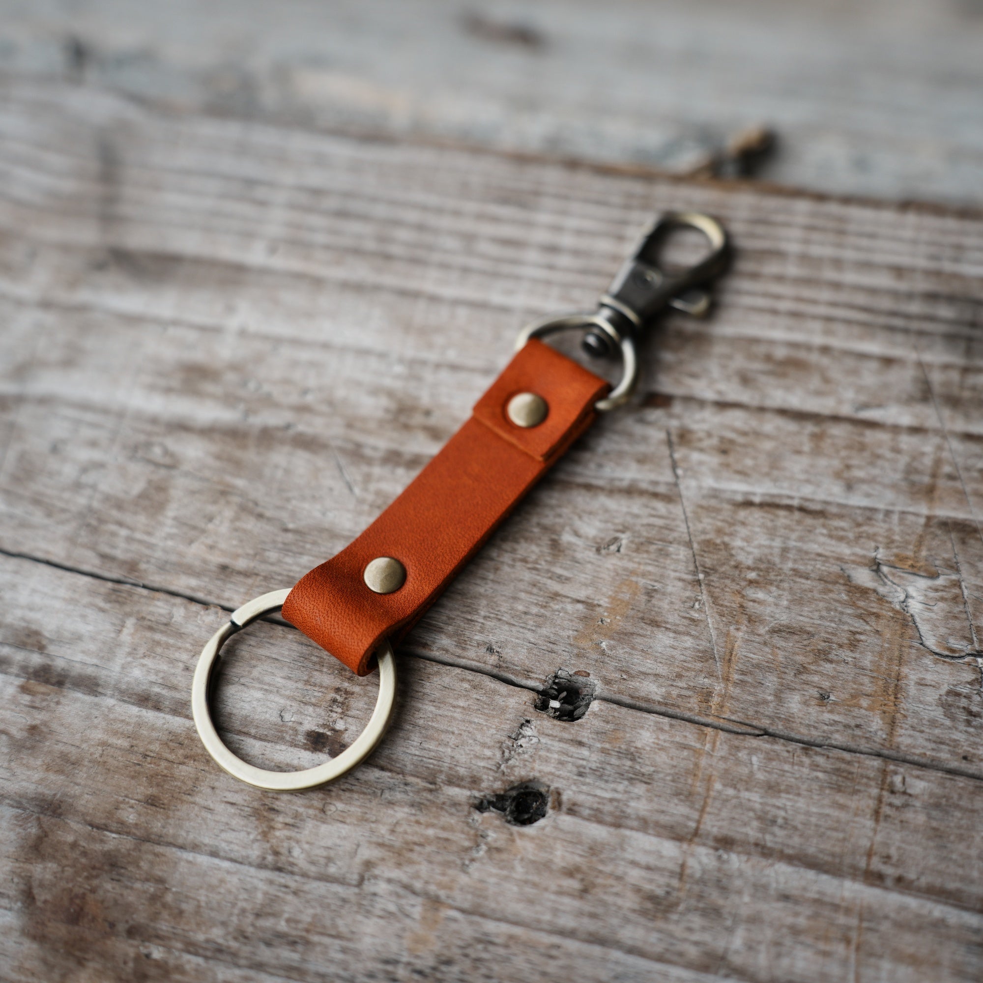 Leather key chain  leather keyring , leather key fob  key clip  Keychain Leather Men's Simple  ClipKeychain, car  Leather  for Gifts
