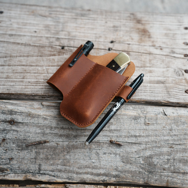 Genuine Leather Sheath , EDC Belt  Flashlight Holder, Pen  Knives Holster Zero Tolerance ZT 308 0452CF 5.2   closed folding knife pocket Main Image