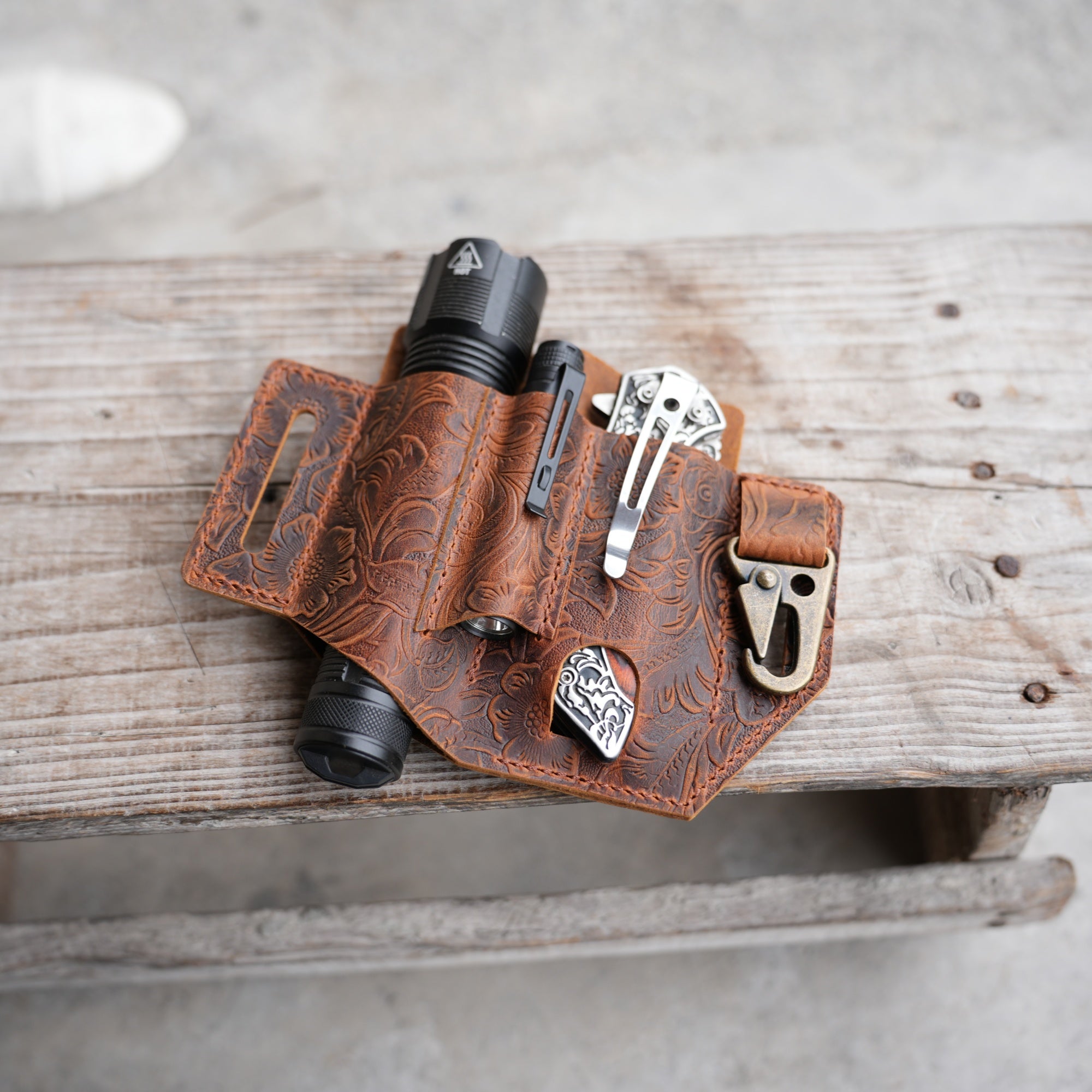 Genuine Leather Multitool Belt Sheath Organizer, Leather sheath , Olight S2R Baton, Olight i5T, Fenix PD25 , Knives Sheath Holster
