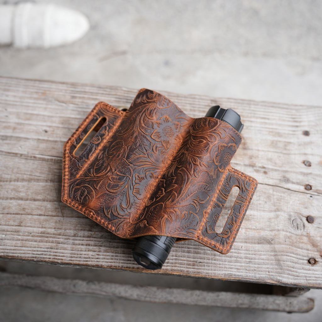 Genuine Leather Multitool Belt Sheath Organizer, EDC Belt Holder   Flashlight Holder, Pen Holder and Key chain Clip, Knives Sheath Holster