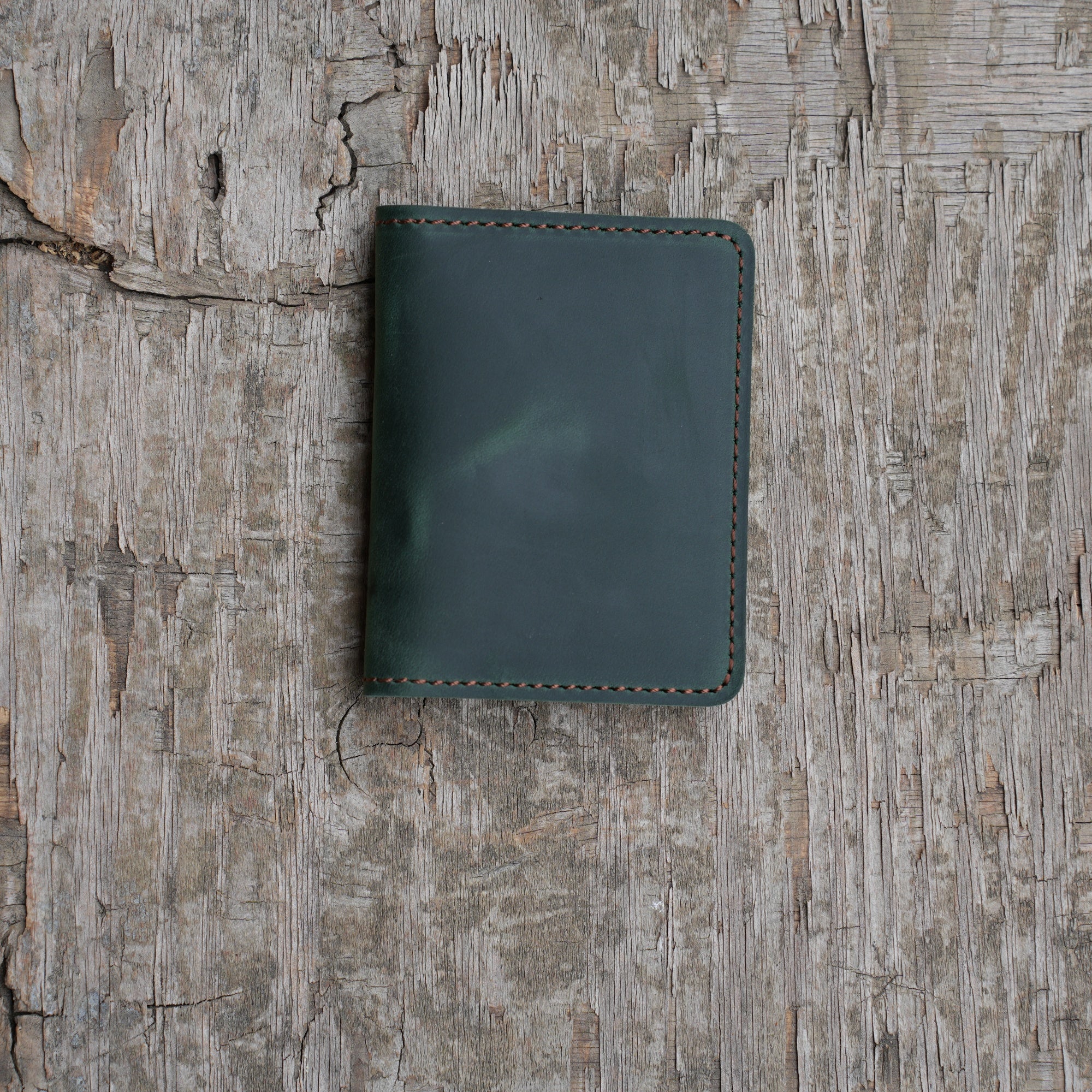 JJNUSA Bifold Wallet, Men's Minimalist Card Holder Distressed Leather Wallet  Green
