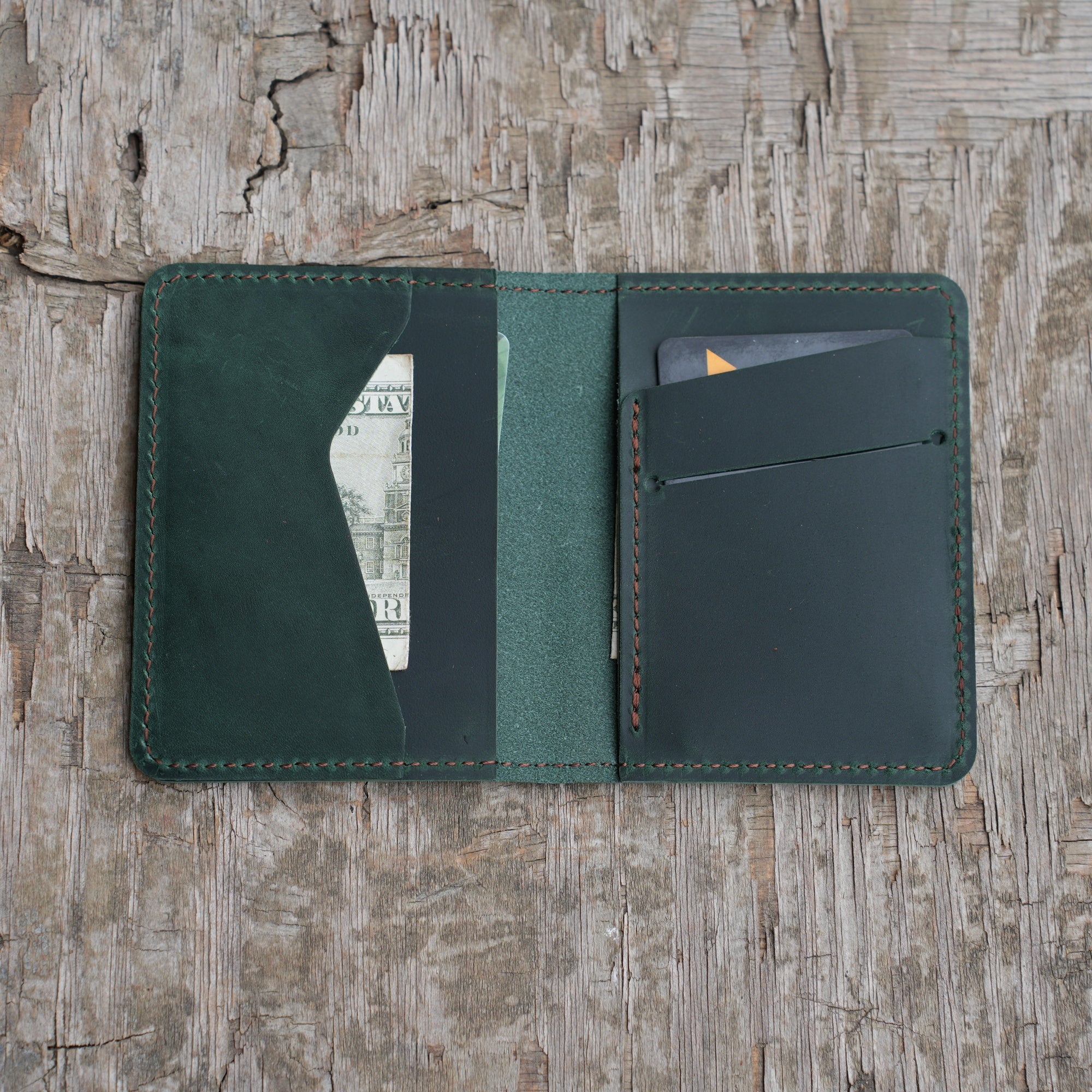JJNUSA Bifold Wallet, Men's Minimalist Card Holder Distressed Leather Wallet  Green