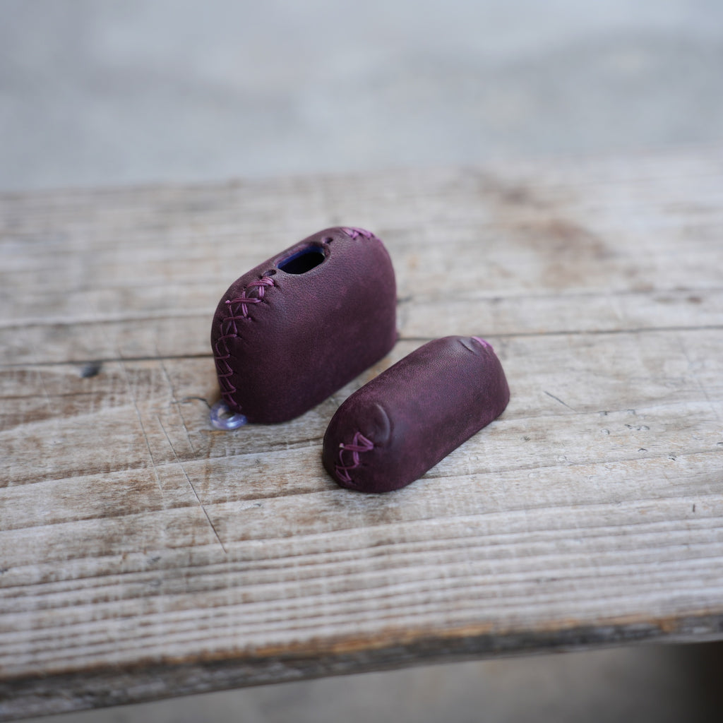 Genuine Leather Distressed Leather for AirPods Pro 3 2  2022 Full Leather Case  AirPods 4 3 Bluetooth wireless headphone  AirPods 4  case