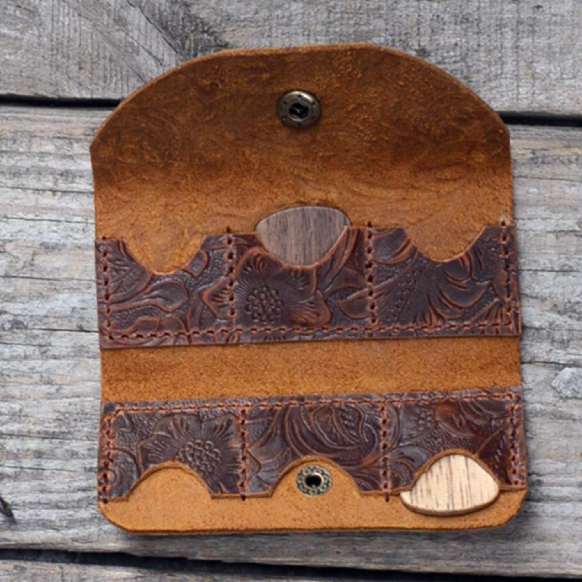 Genuine Leather Guitar shaped pick holder, Guitar Pick Holder Keychain, Picks Case Instrument Leather Keychain Guitar Pick