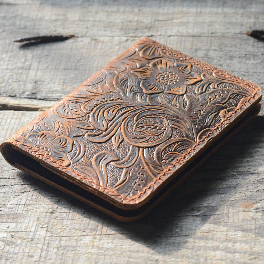 personalized Minimalist Bifold Wallet, Men's Minimalist Card Holder Distressed Leather Wallet - | Brown  Personalized Bifold Leather Wallet