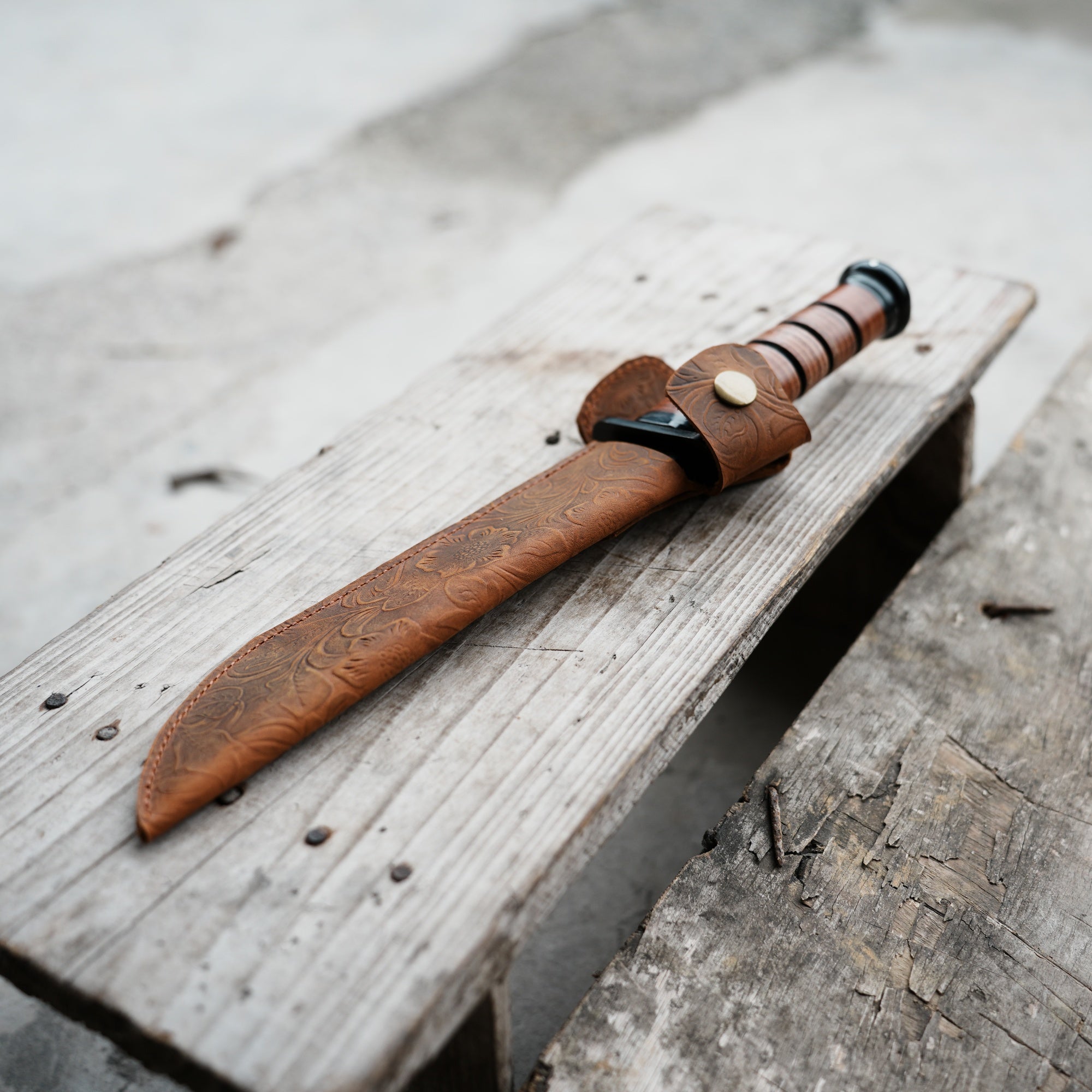 Leather Knife Sheath for Ka-Bar USMC  Hunting Knife  , Straight Holster Knife  Blade 7  Belt Sheath for KA-BAR 1217 Fixed Blade Knife