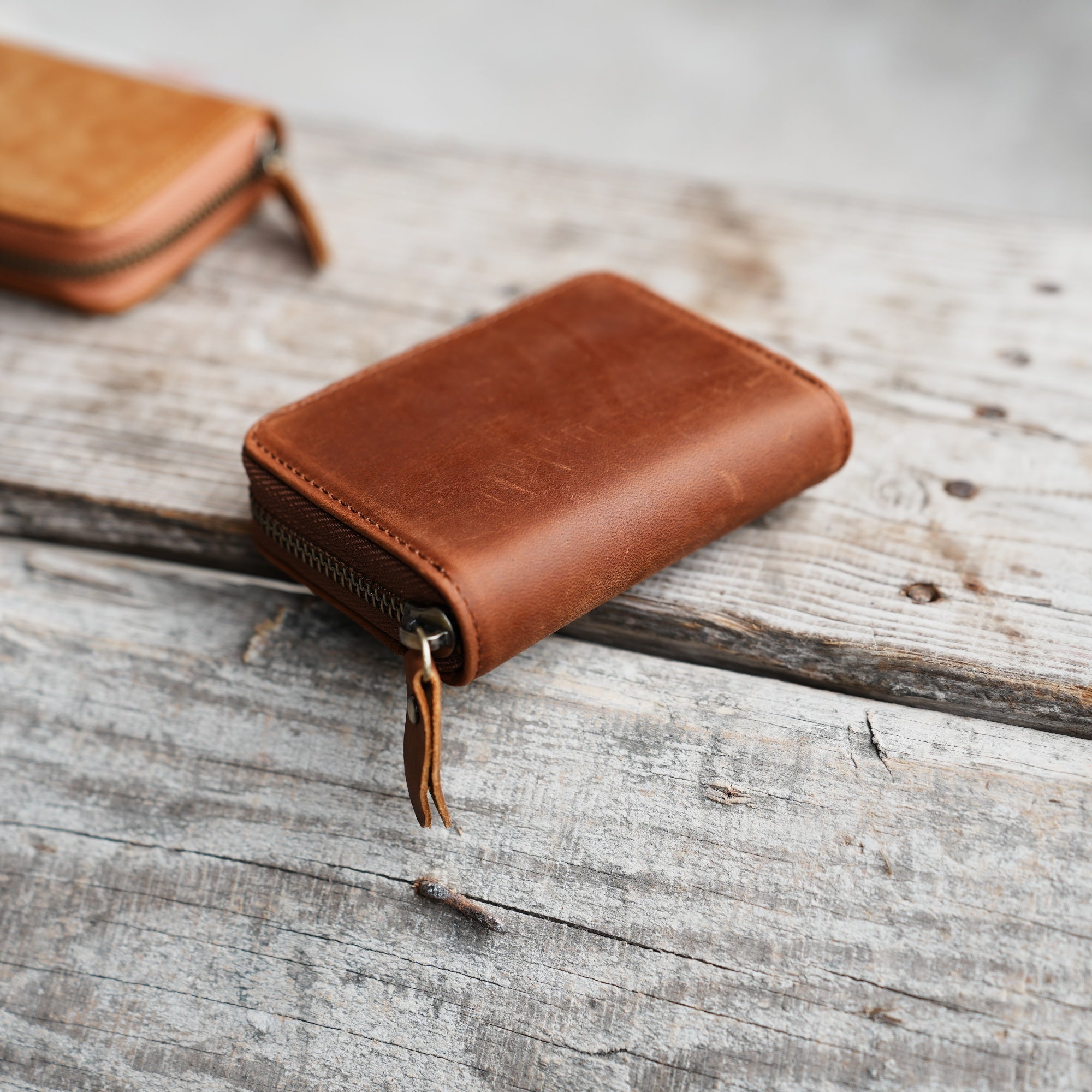 personalized Bifold Wallet, Men's Leather wallet  Card Holder Distressed Leather Wallet  zipper clutch, travel wallet, Leather zipper wallet