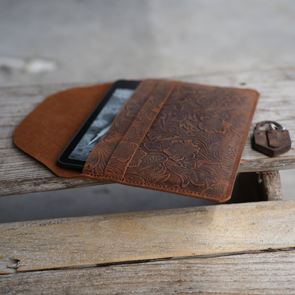Leather  Kindle Scribe  11   2025 case ,  Kindle Scribe Colorsoft  11  with Pockets Organizer Cover  case, Tooled Leather, Ebook cover brown