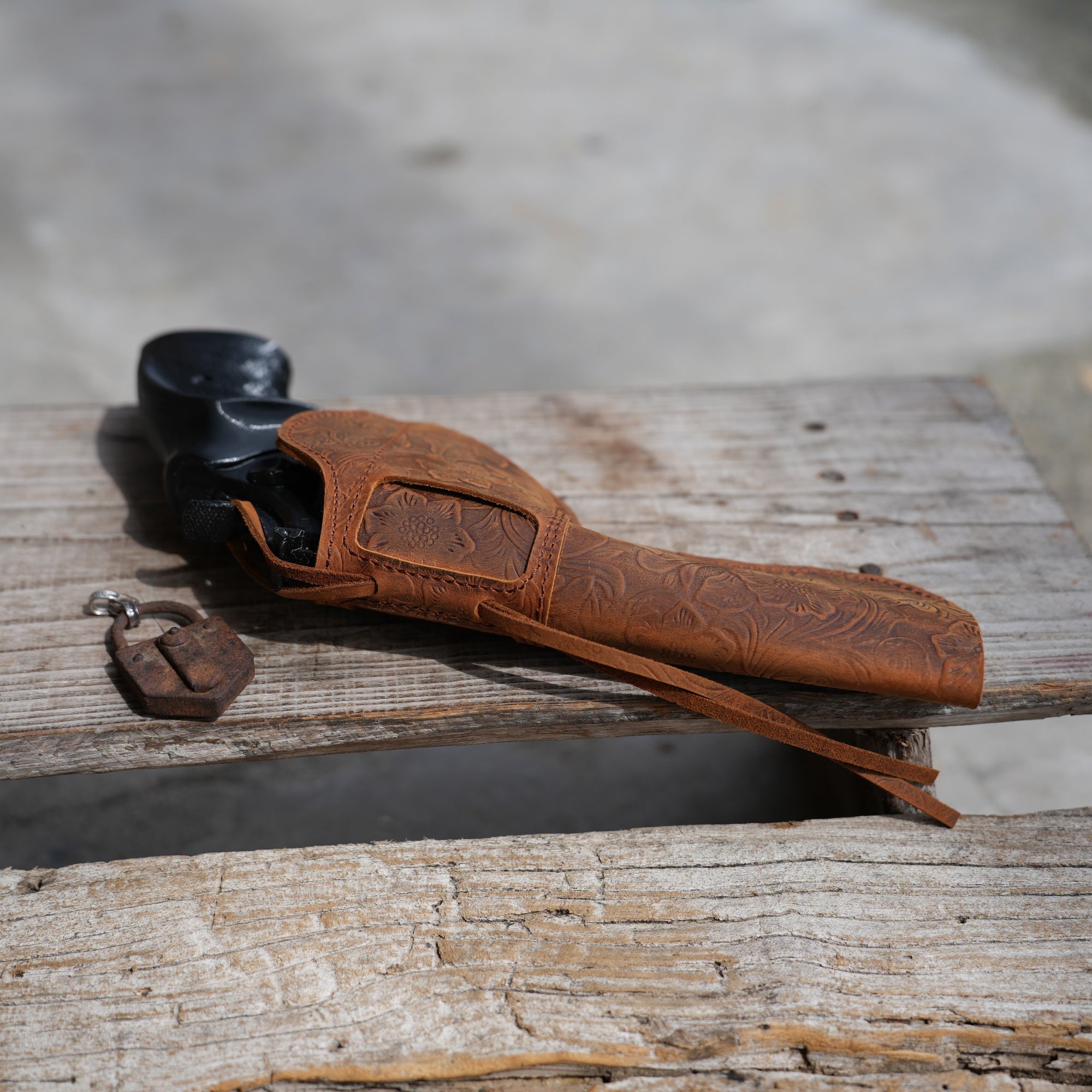 Genuine Leather Gun revolver Belt Owb  Holster For Smith & Wesson Model 686 586 PLUS Colt Python  L Frame Holster 2.5 “ 3” 4“ 4.25  5  6  7 (Copy)