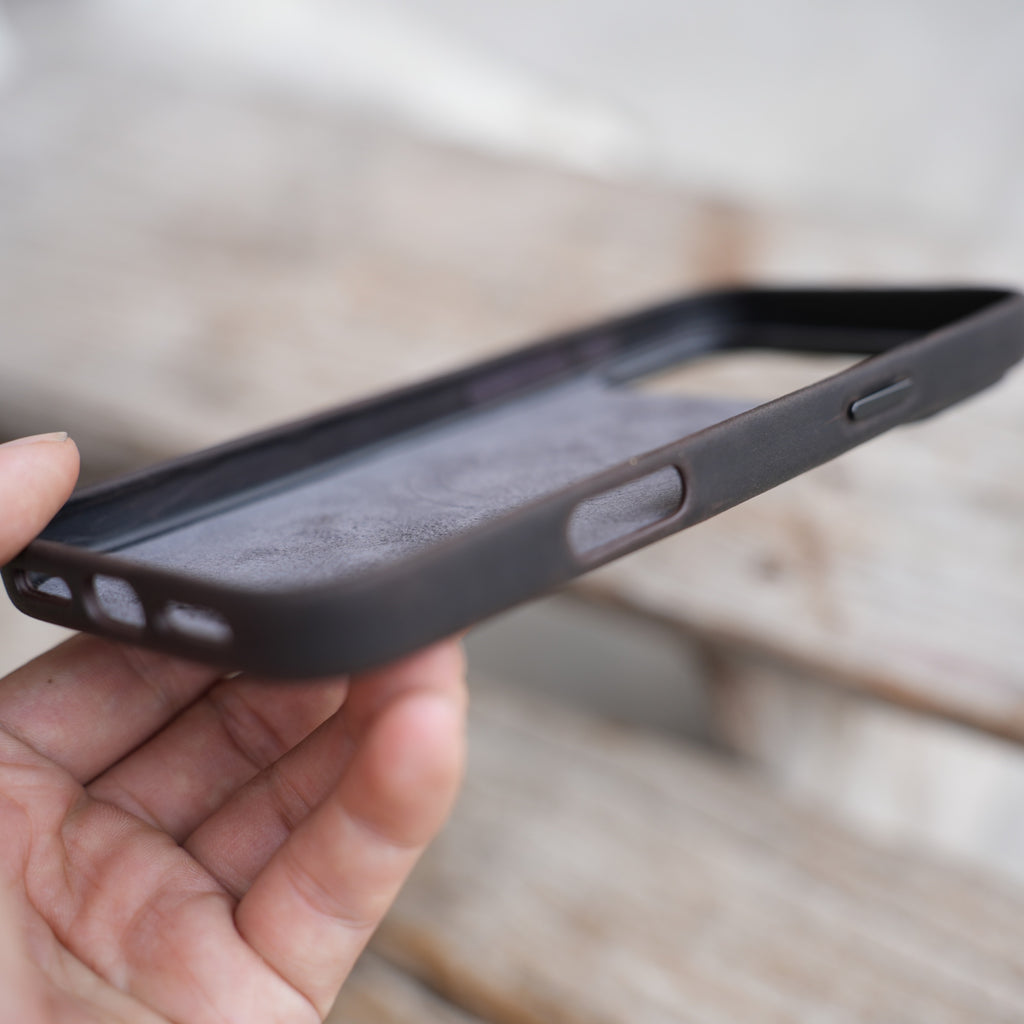 Genuine leather Magsafe Case for  iphone  17  Pro Max / 16 pro / 16  Full Grain Cowhide   leather Case , 17 air Case Full Cover dark brown