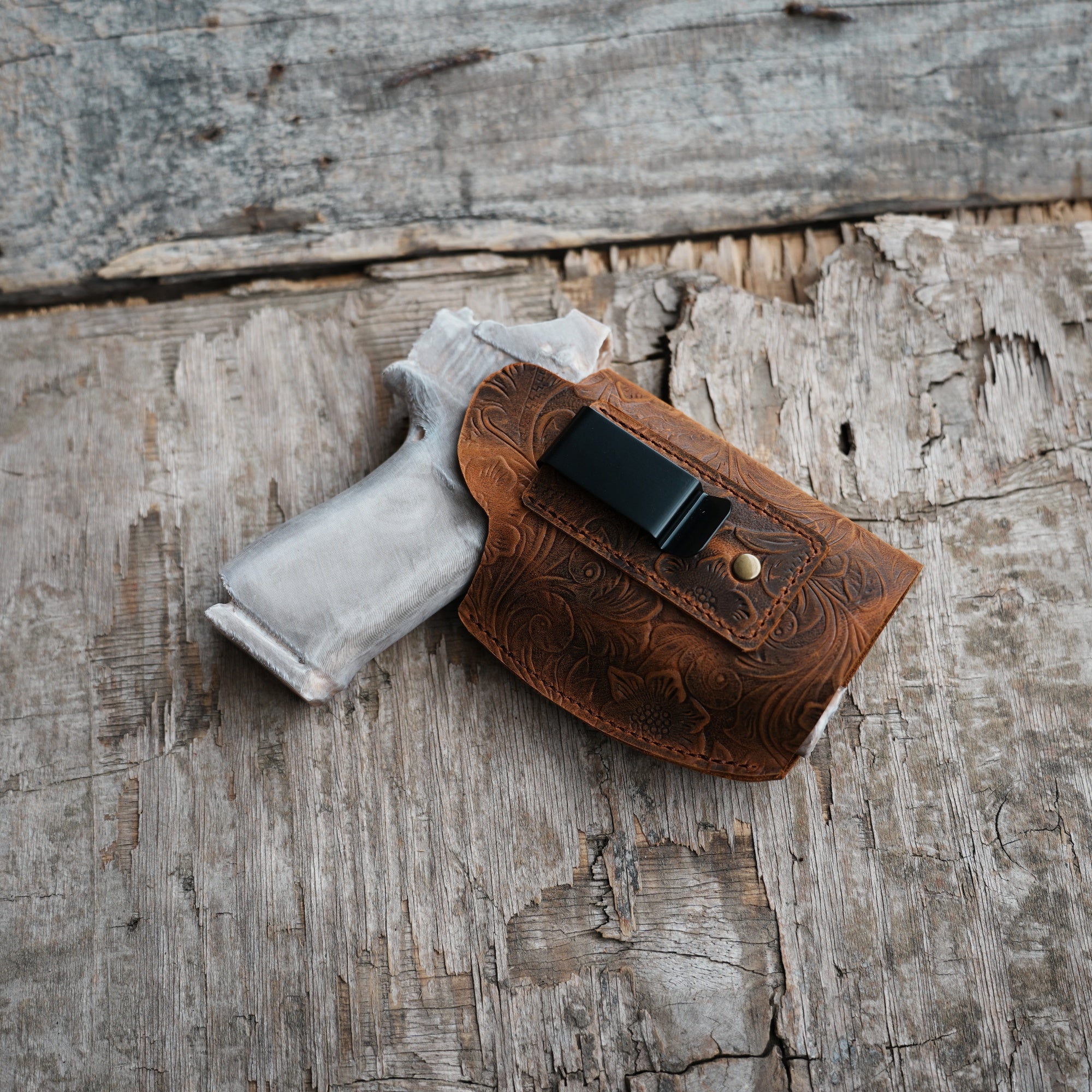 Genuine Leather Gun Holster Iwb , Owb Sig SAUER P365 AXG Macro LEGION  Sub  Tlr-7  Sig P365XL Reflex Sight Red Dot Optic Cut  Gun Holster