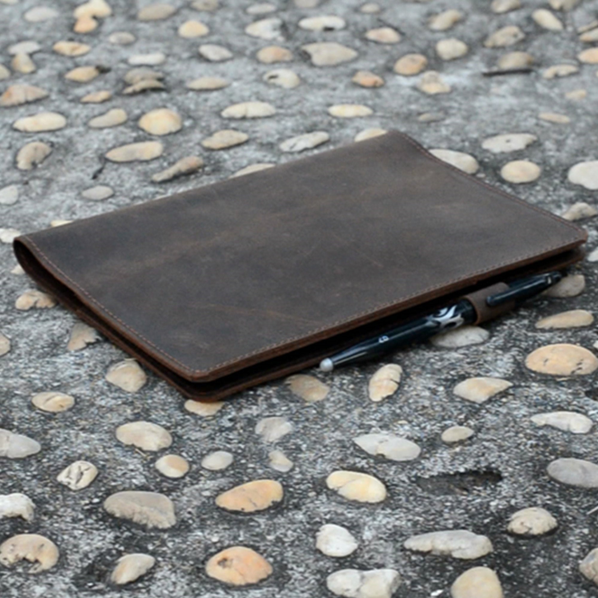 Rocketbook Flip Cover Distressed Genuine Leather Notebook for  A5 Executive 6  x 8.8    / A4 Letter 8.5  x 11  Case