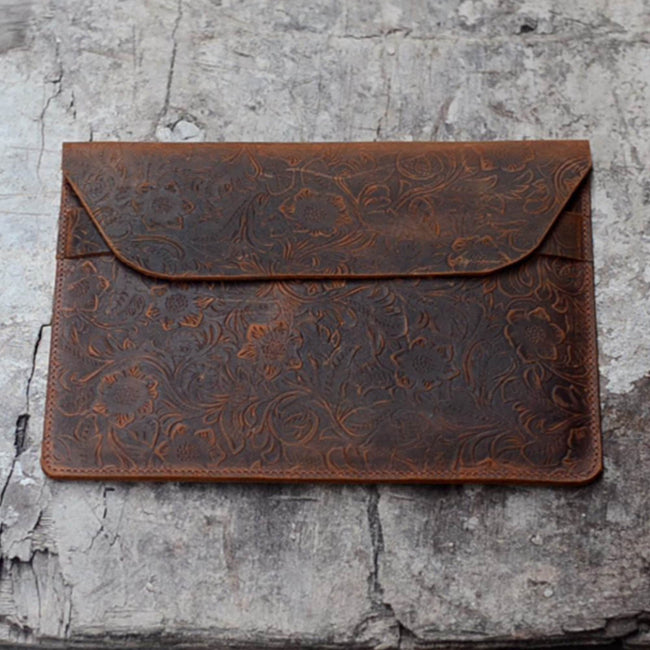 Genuine leather Wallet Custom Leather  iPad Pro 11 13 2024 ,Brown Leather iPad Sleeve, Ipad Pro 11 Ipad air  11 13 iPad 11th  iPad Air 11 13 Hover Image