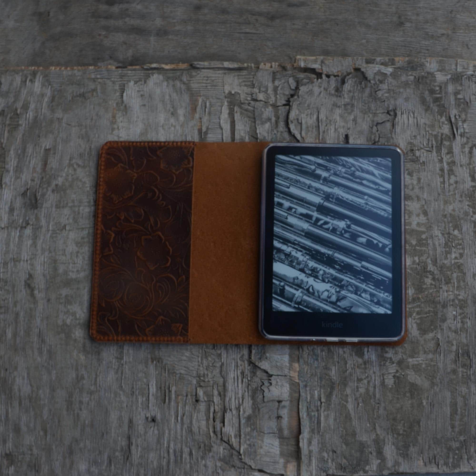 Leather Kindle Paperwhite 6 5 4  case 12th gen, 11th gen, All new Kindle  cover, Kindle Oasis case, Tooled Leather , Ebook HD8 cover