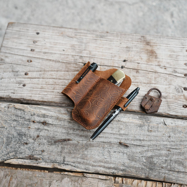 Genuine Leather Pocket Knives Sheath for spyderco military 2 5  , EDC Belt Flashlight Holder , nitecore edc35 Holder , Folding Knife Holster Hover Image