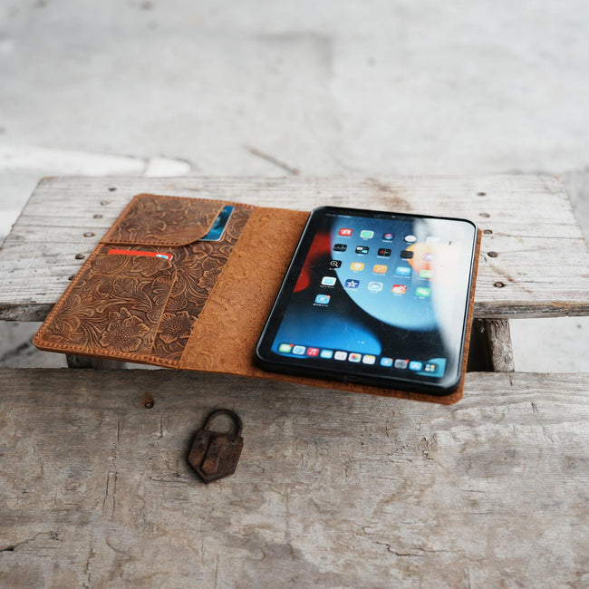 Custom Leather cover  case 2025 iPad 11th  Cases, Leather iPad mini 7  (a17 pro) ,  2024 iPad Pro Air 13 11 pro iPad mini 6 Hover Image