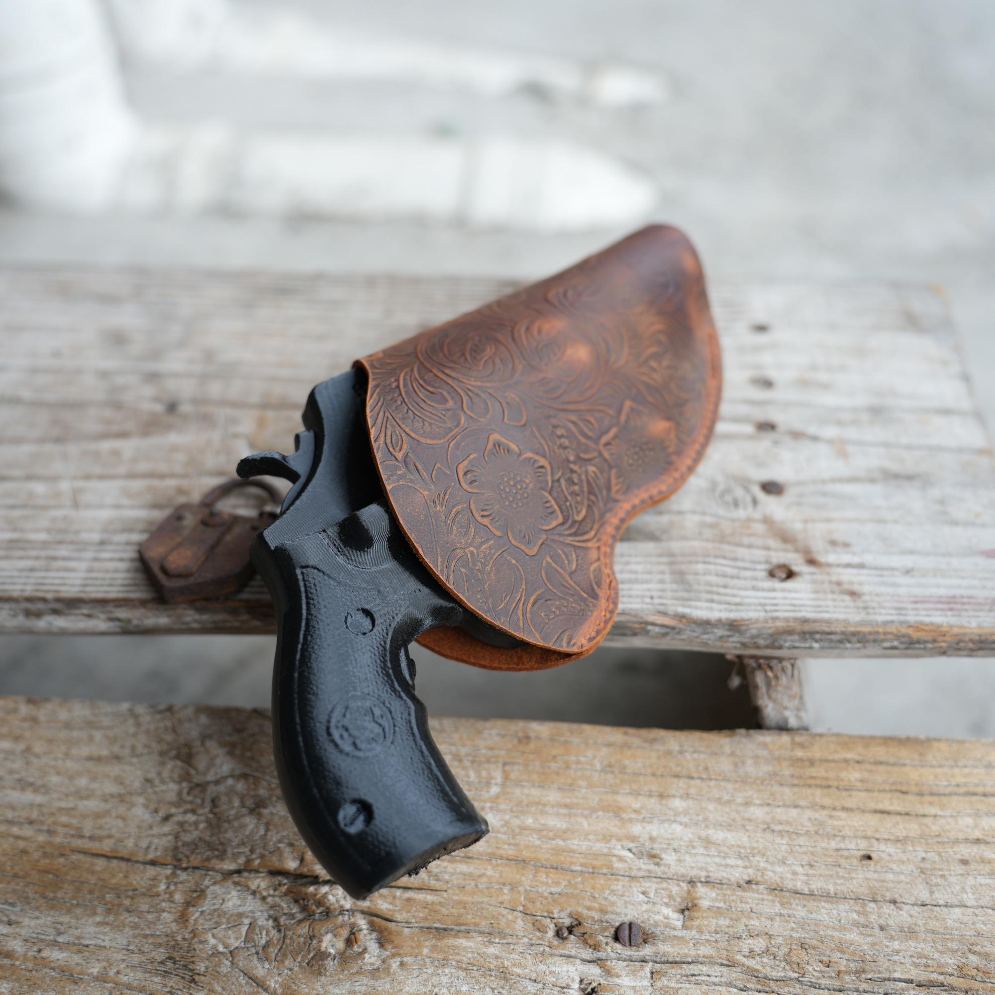 Genuine Leather Holster For Taurus Judge 3 inch 45 Colt / 410  Smith & Wesson Governor revolver Revolver Owb Handmade Leather Gun Holsters