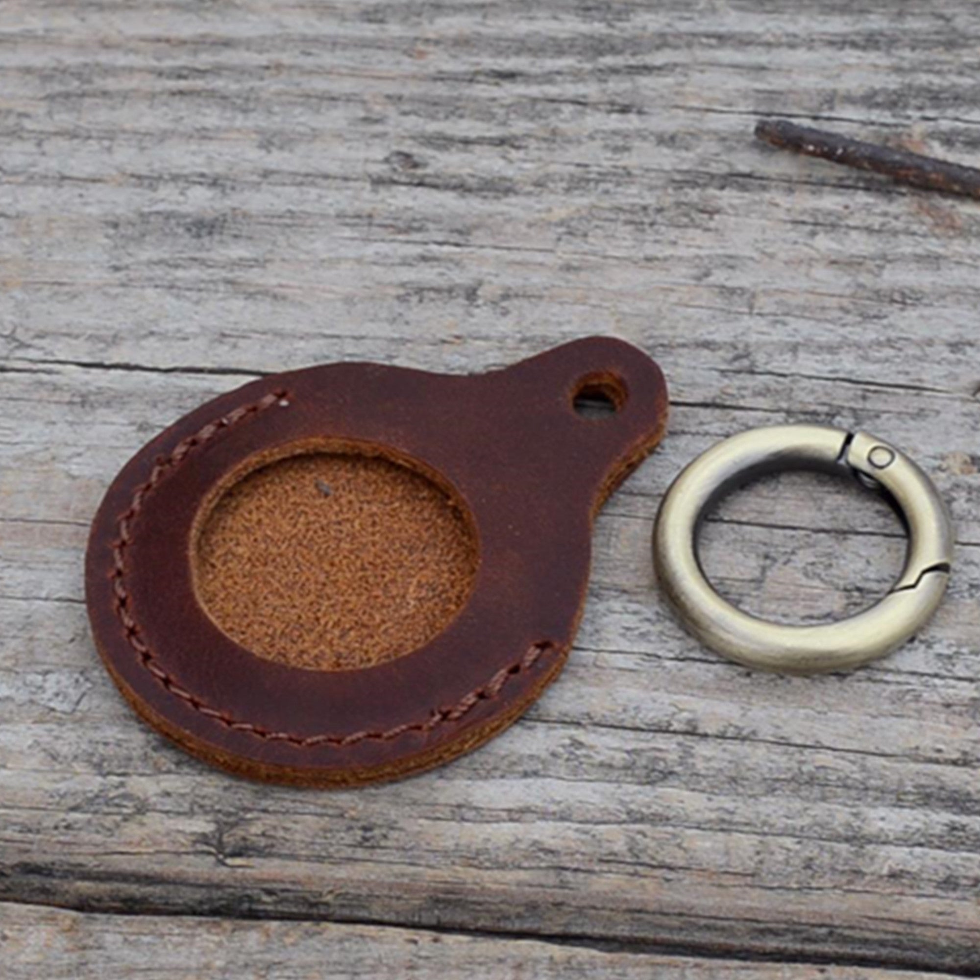 JJNUSA Vintage Genuine Leather Case Compatible with AirTags with Keychain