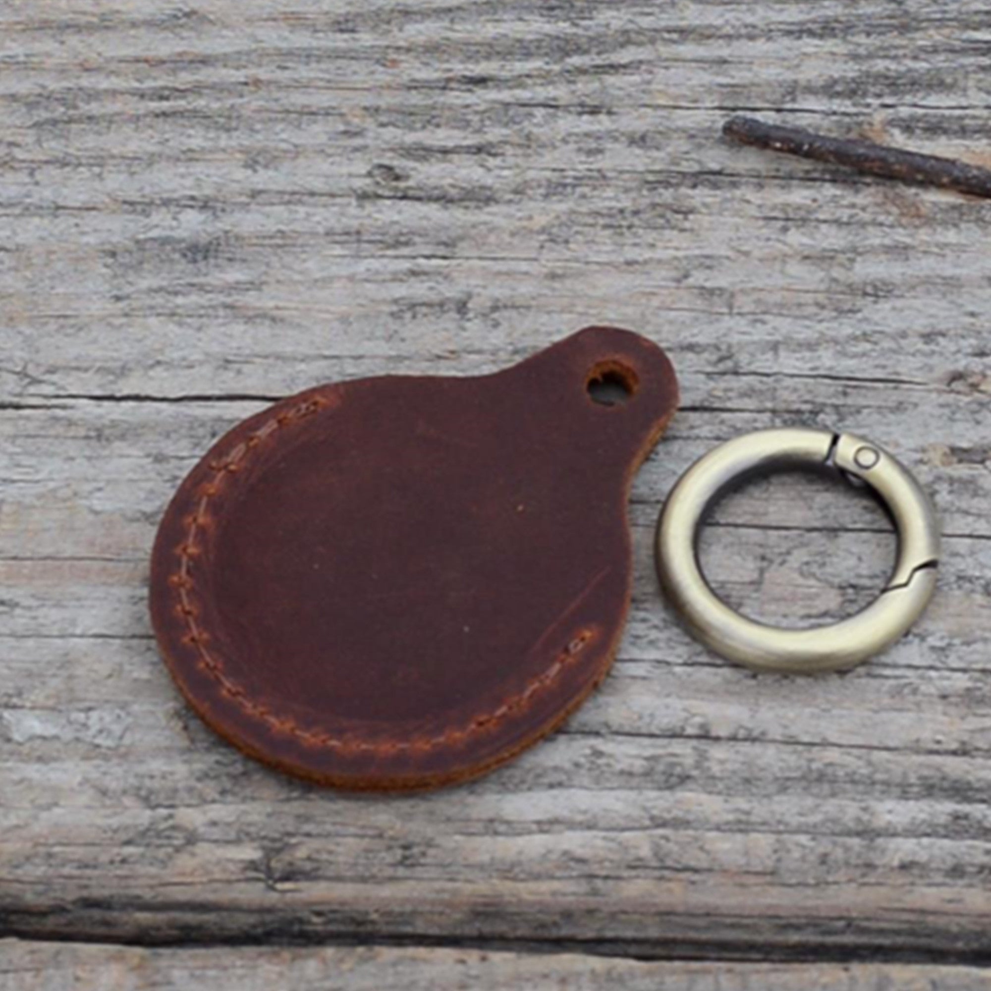 JJNUSA Vintage Genuine Leather Case Compatible with AirTags with Keychain